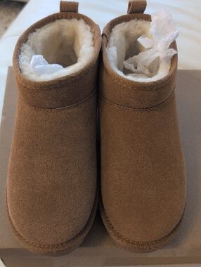 Project Cloud 100% Genuine Suede Snow Boots - Ankle Boots for Women (Hippy)